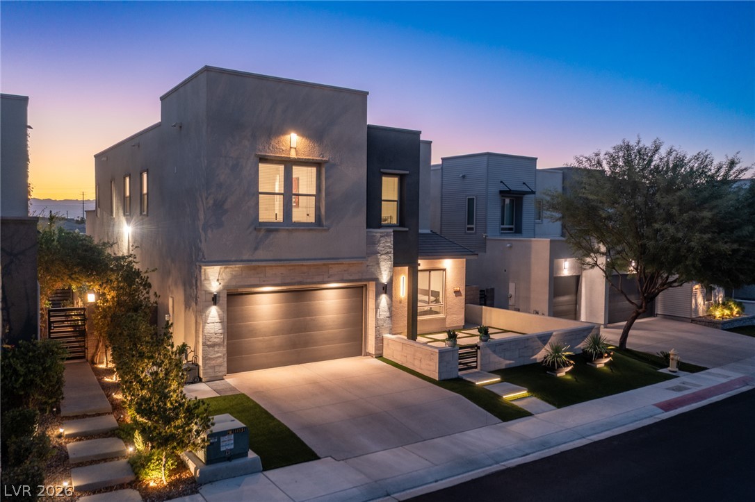 767 Glowing Horizon Street Property Photo 2