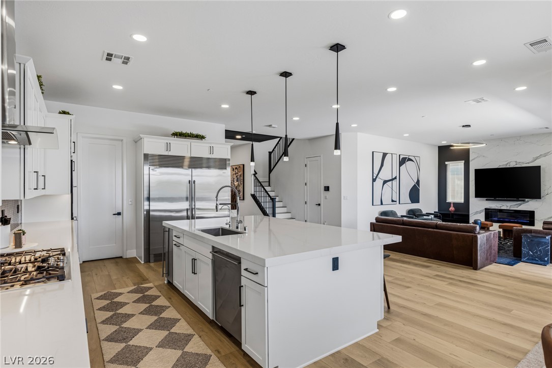 767 Glowing Horizon Street Property Photo 34