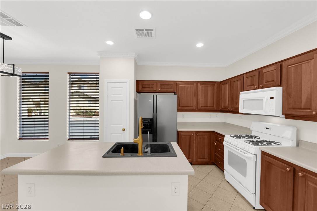 3628 Surfboard Court Property Photo 15