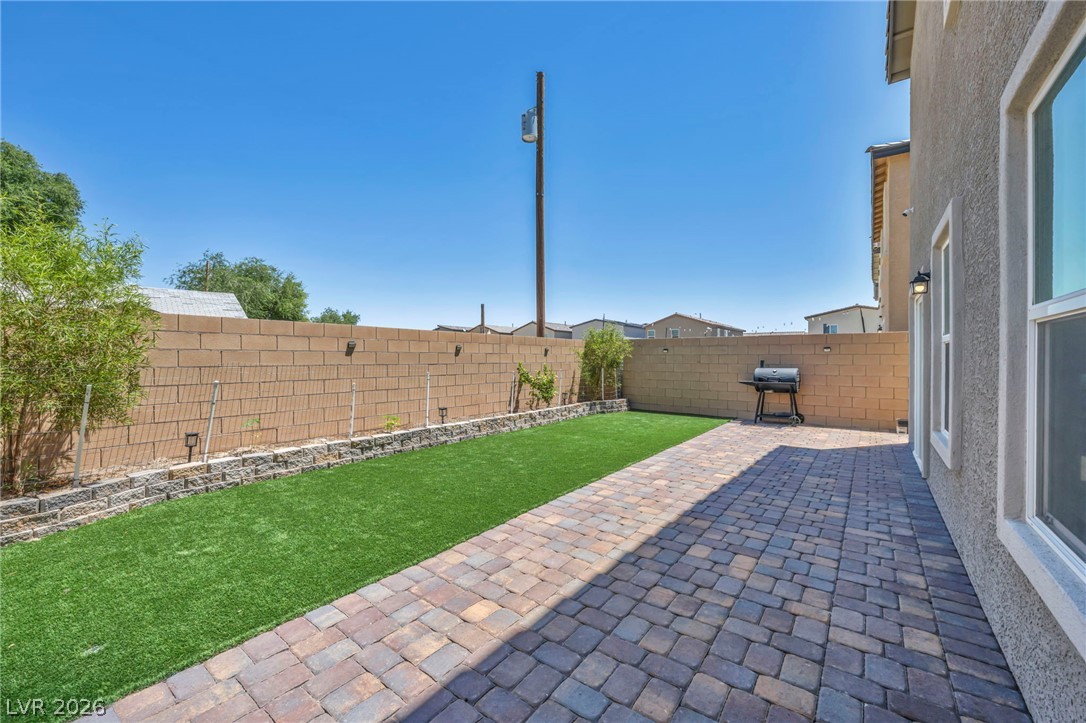 630 Harmony Rock Avenue Property Photo 1