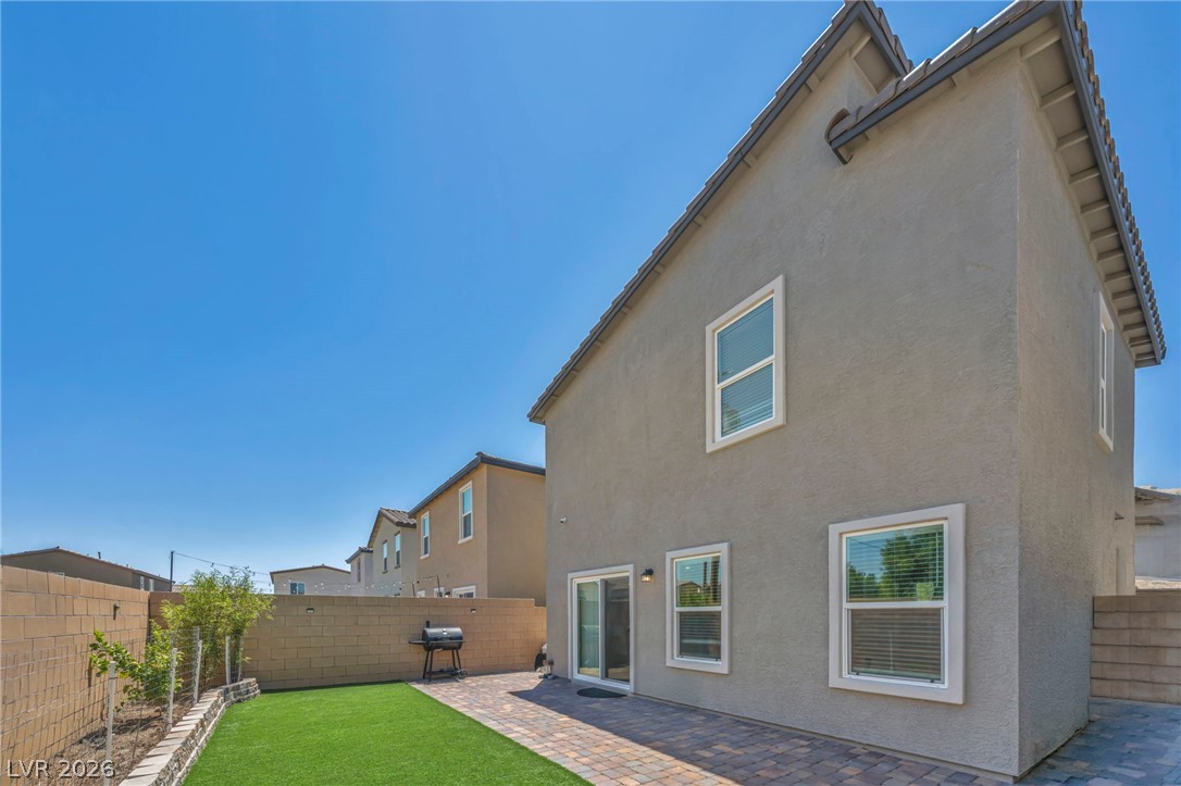 630 Harmony Rock Avenue Property Photo 13
