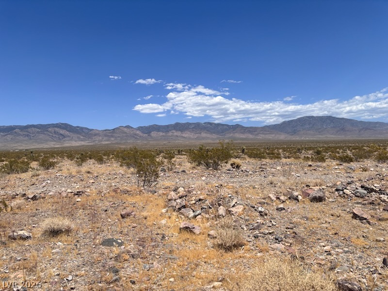560 West Stealth Road Property Photo 4