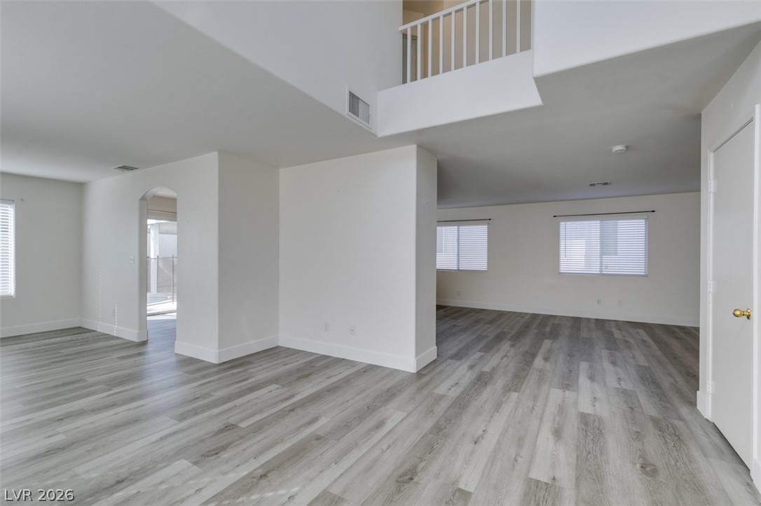 9321 Copper Bay Avenue Property Photo 9