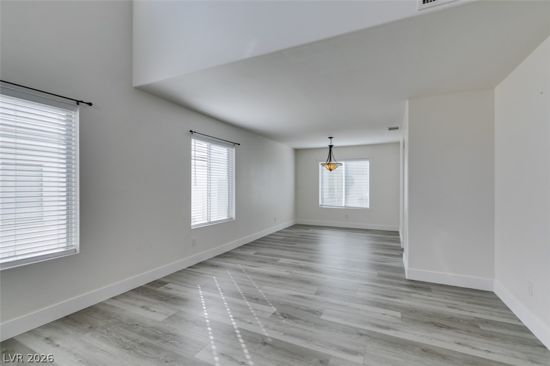 9321 Copper Bay Avenue Property Photo 10