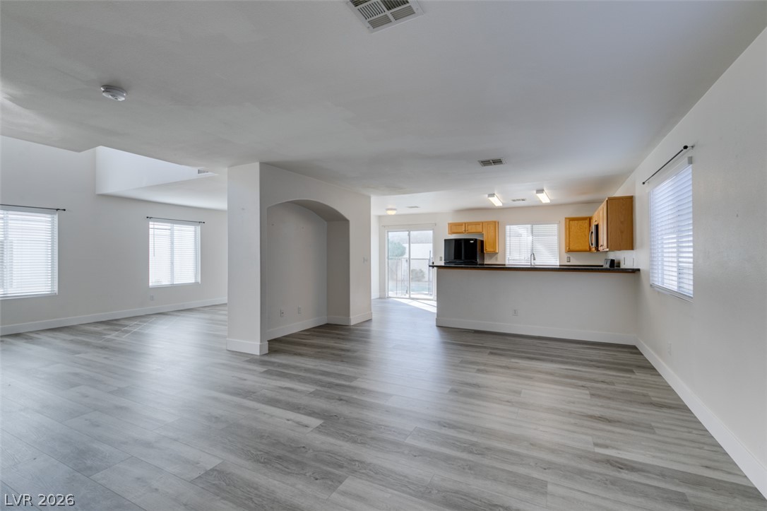 9321 Copper Bay Avenue Property Photo 18