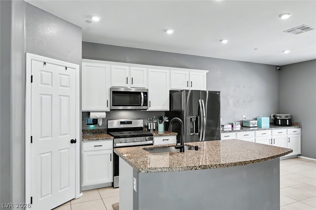 10634 Sariah Skye Avenue Property Photo 4