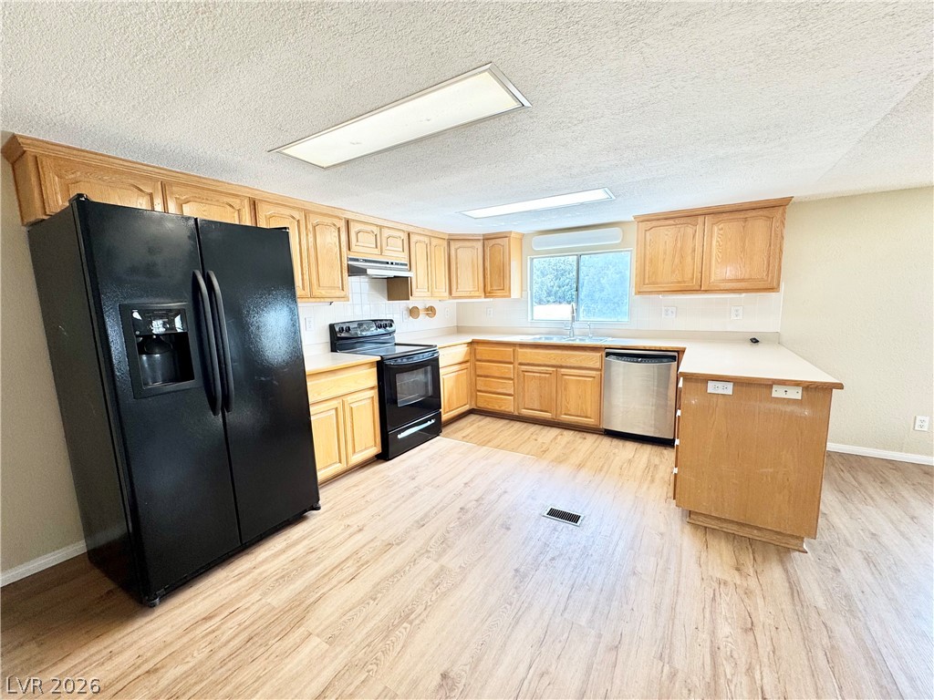 4790 Manse Road Property Photo 7