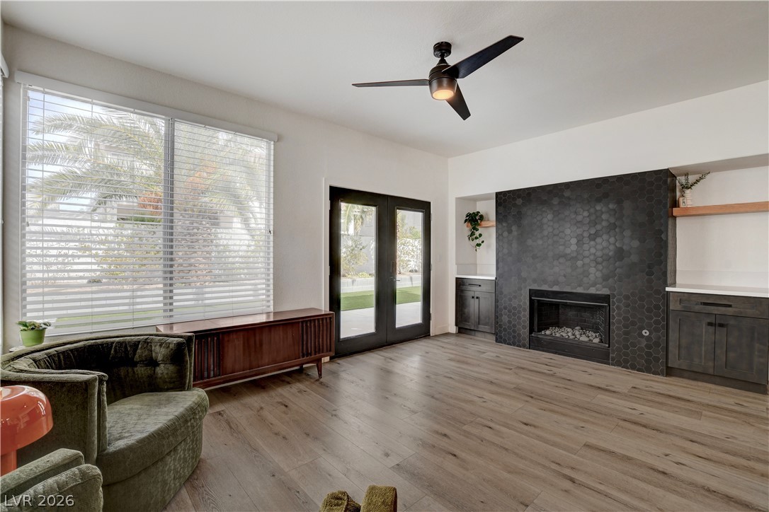 1854 Desert Forest Way Property Photo 14