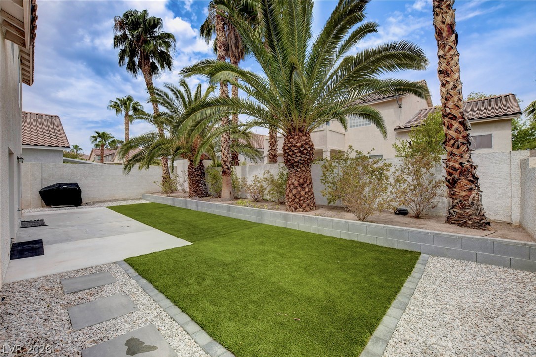 1854 Desert Forest Way Property Photo 38