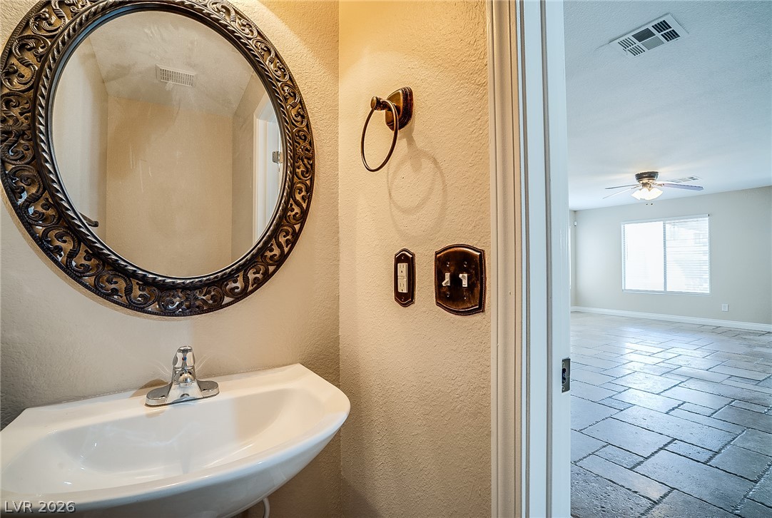 11140 Summer Squash Lane Property Photo 6