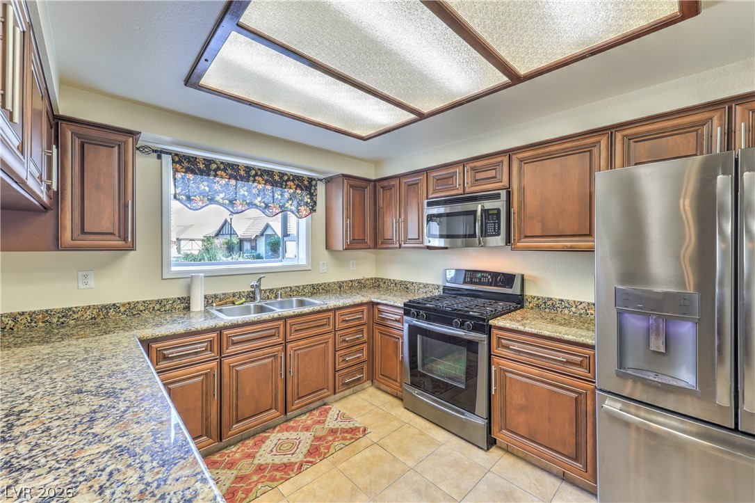 3953 Landsdown Place Property Photo 13