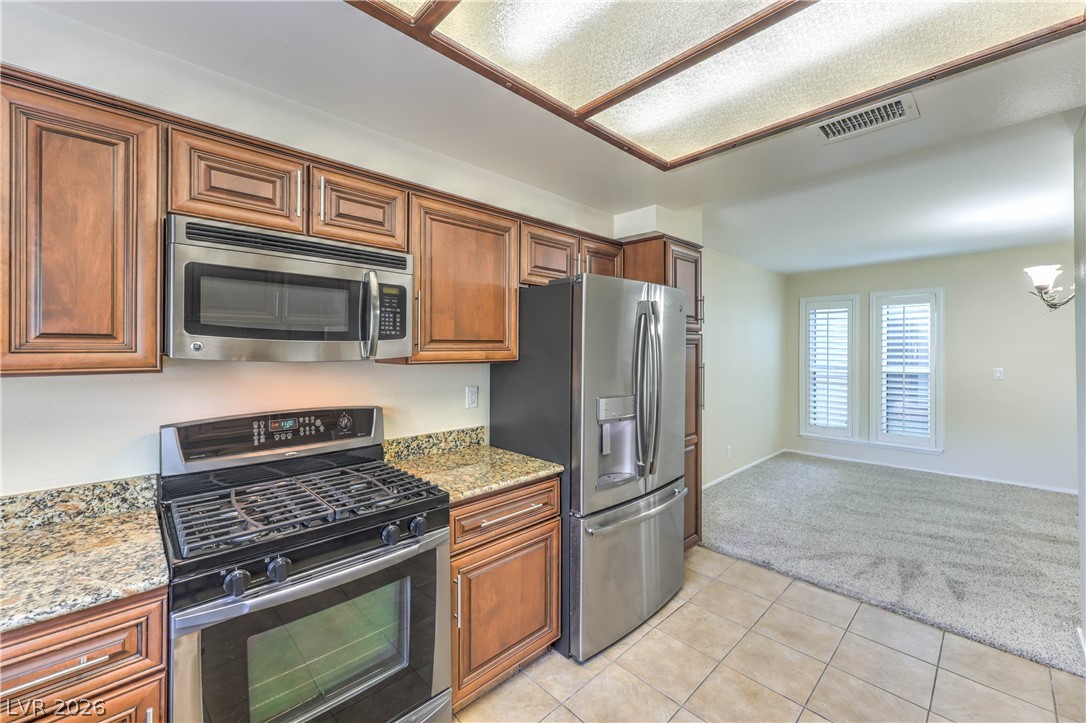 3953 Landsdown Place Property Photo 15
