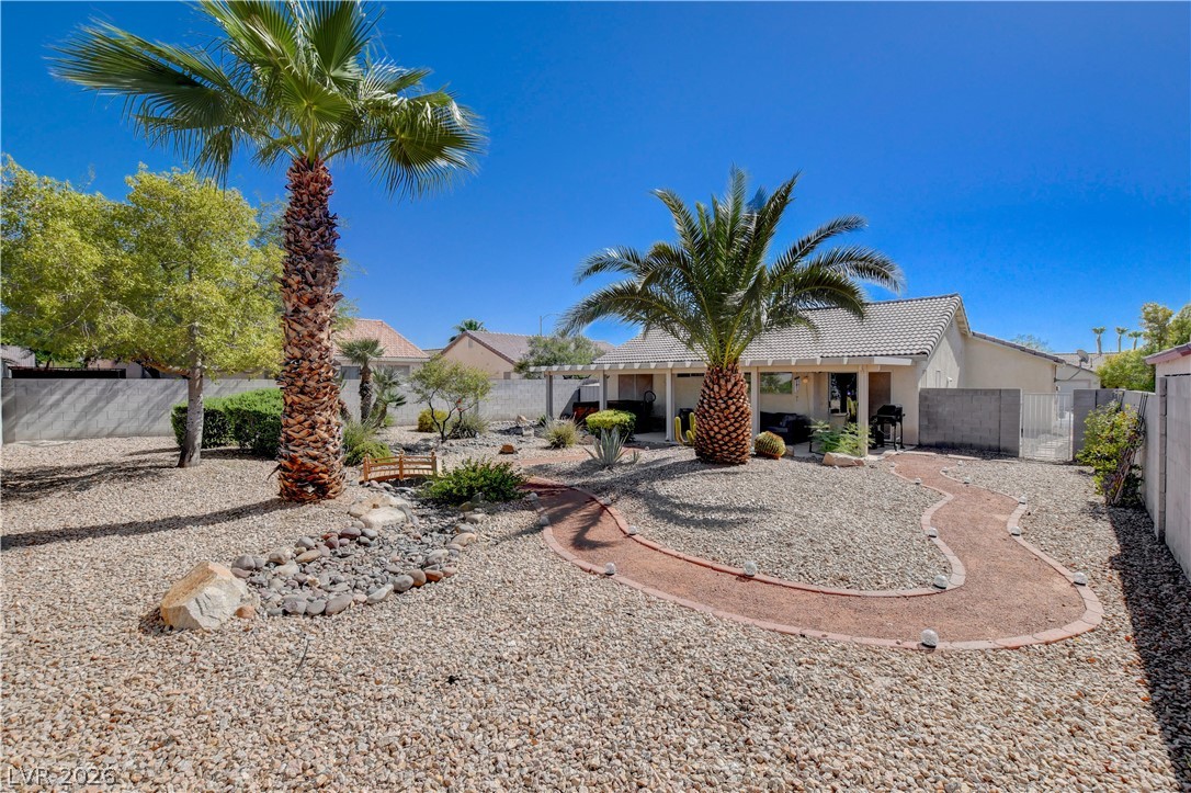 5123 Crystal Cavern Way Property Photo 2
