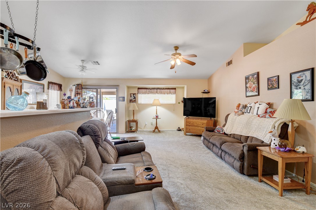 5123 Crystal Cavern Way Property Photo 4