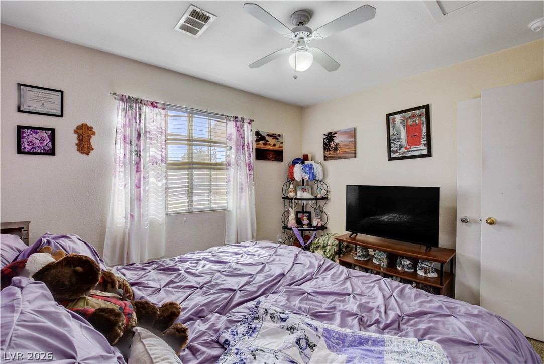5123 Crystal Cavern Way Property Photo 17