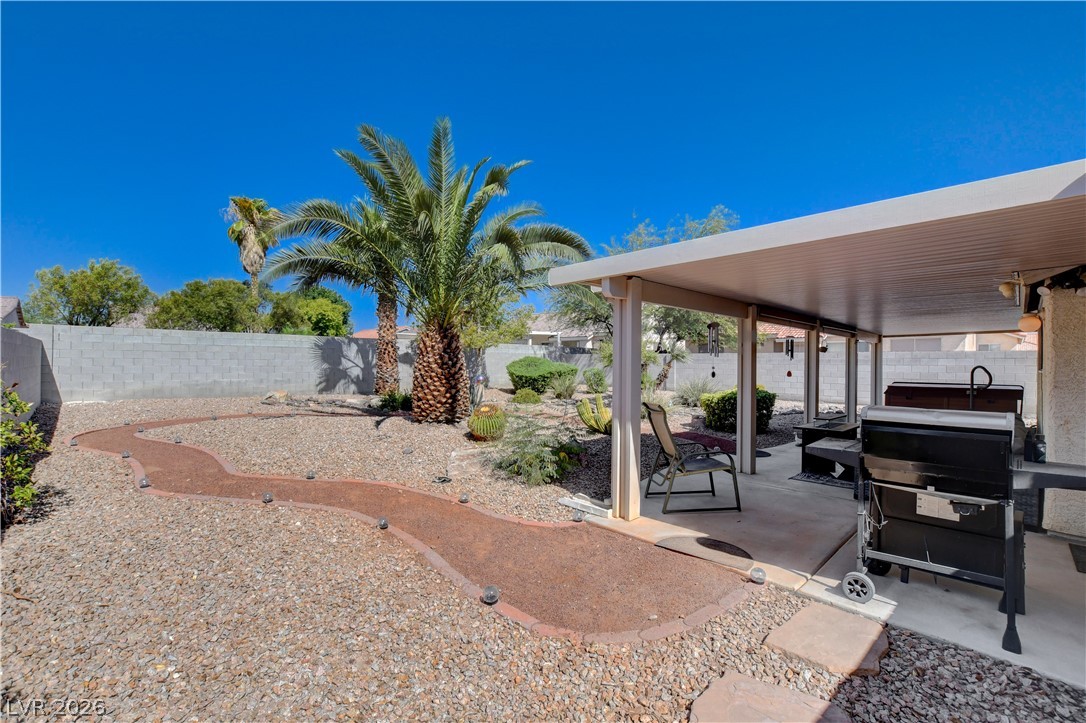 5123 Crystal Cavern Way Property Photo 29