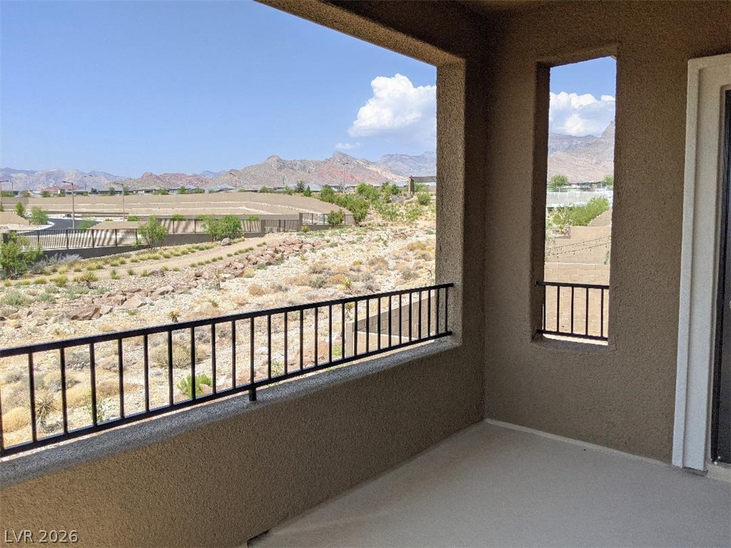 719 Foreign Reef Way Property Photo 28