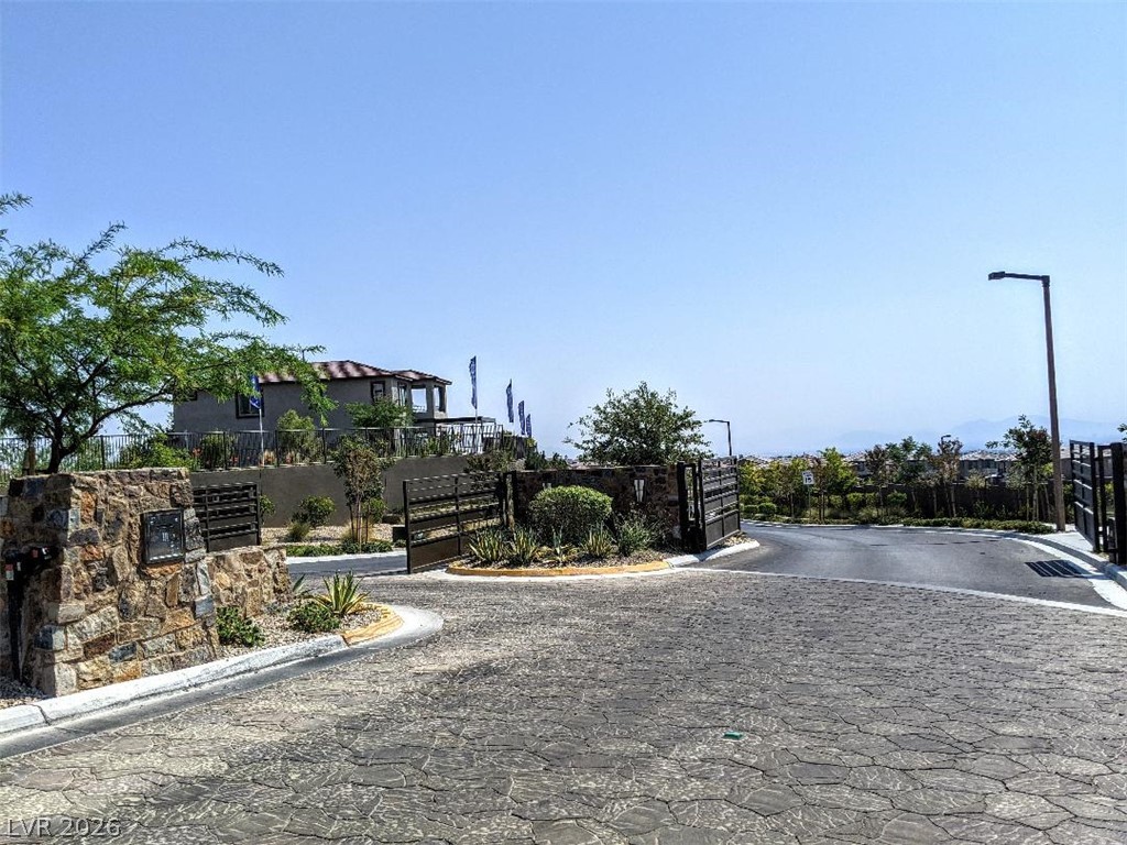 719 Foreign Reef Way Property Photo 35
