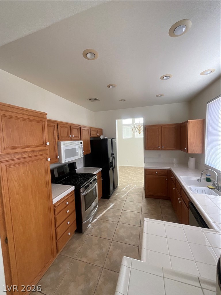 1505 Cimarron Crest Street Property Photo 6