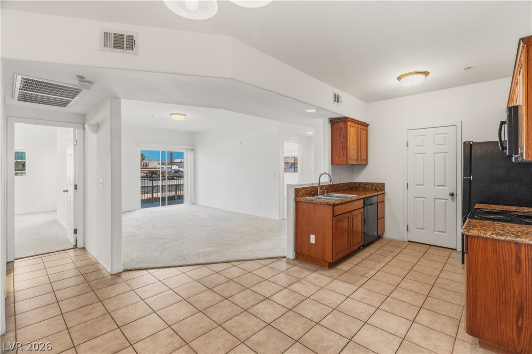 3550 Bay Sands Drive 2073 Property Photo 9