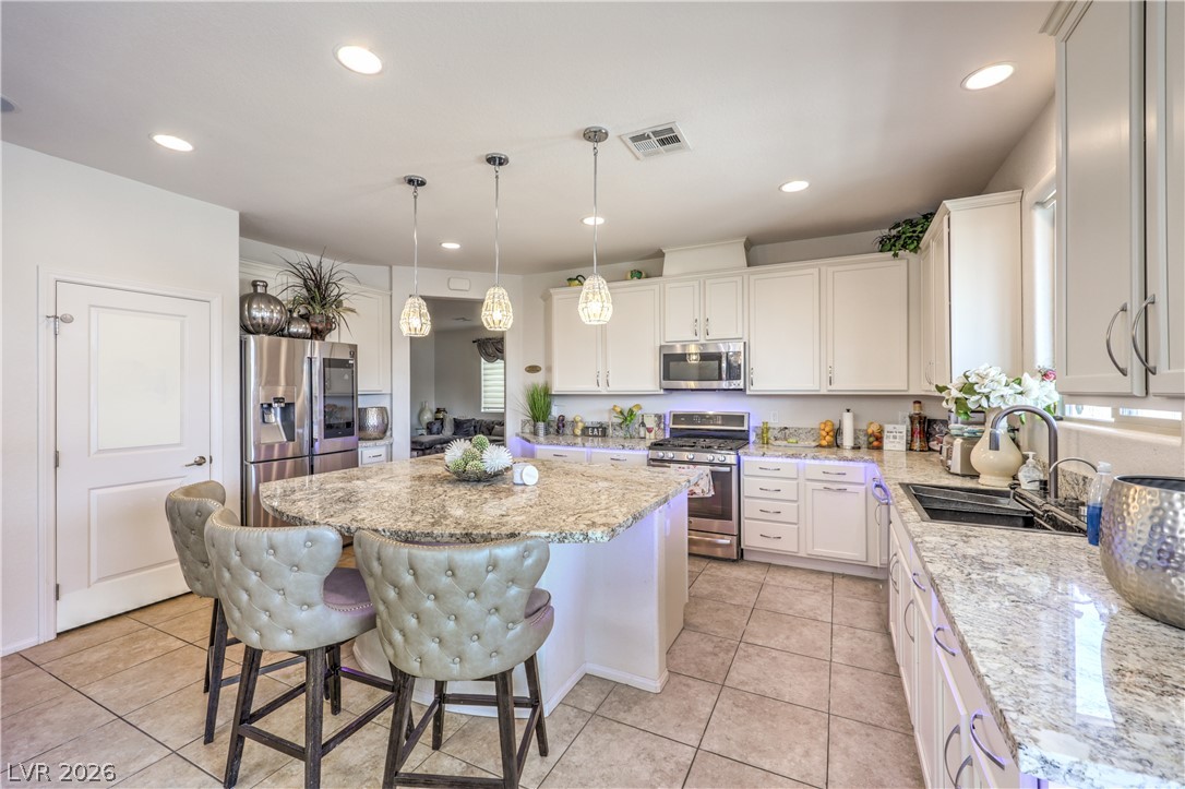 9624 Aberdeen Ridge Court Property Photo 6