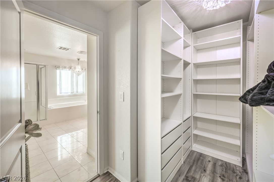 9624 Aberdeen Ridge Court Property Photo 15