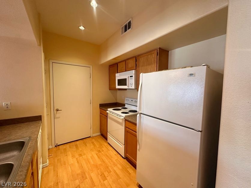 7255 West Sunset Road 1027 Property Photo 8