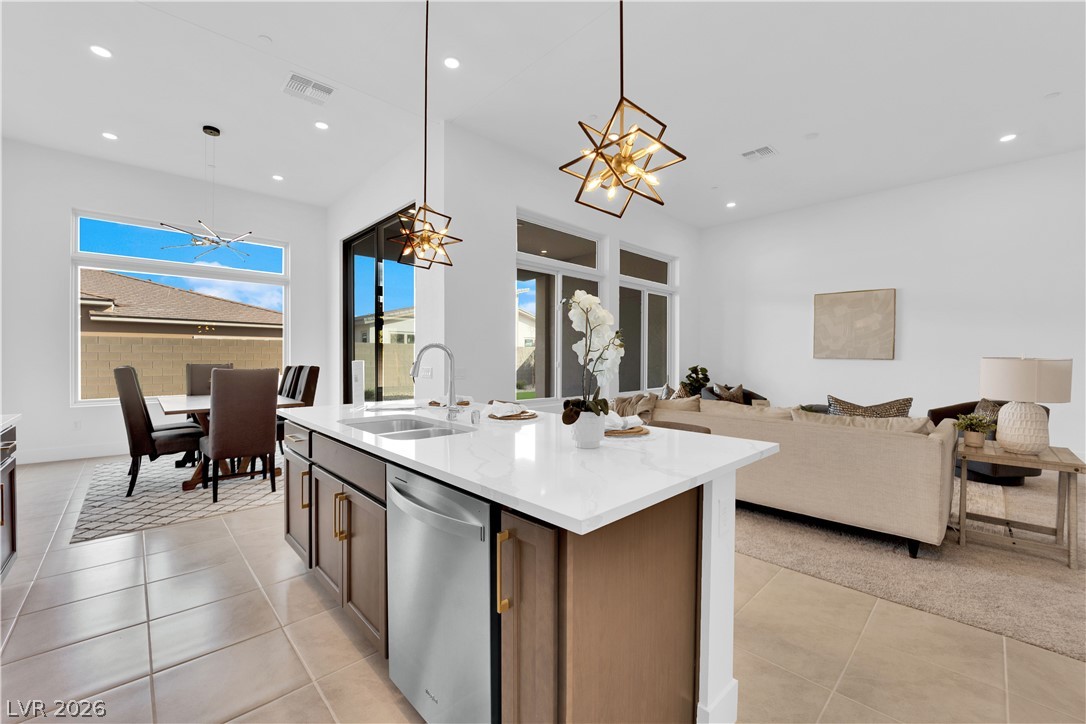 5030 Sandline Court Property Photo 10