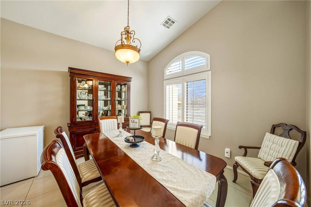 6830 Longmeadow Drive Property Photo 10