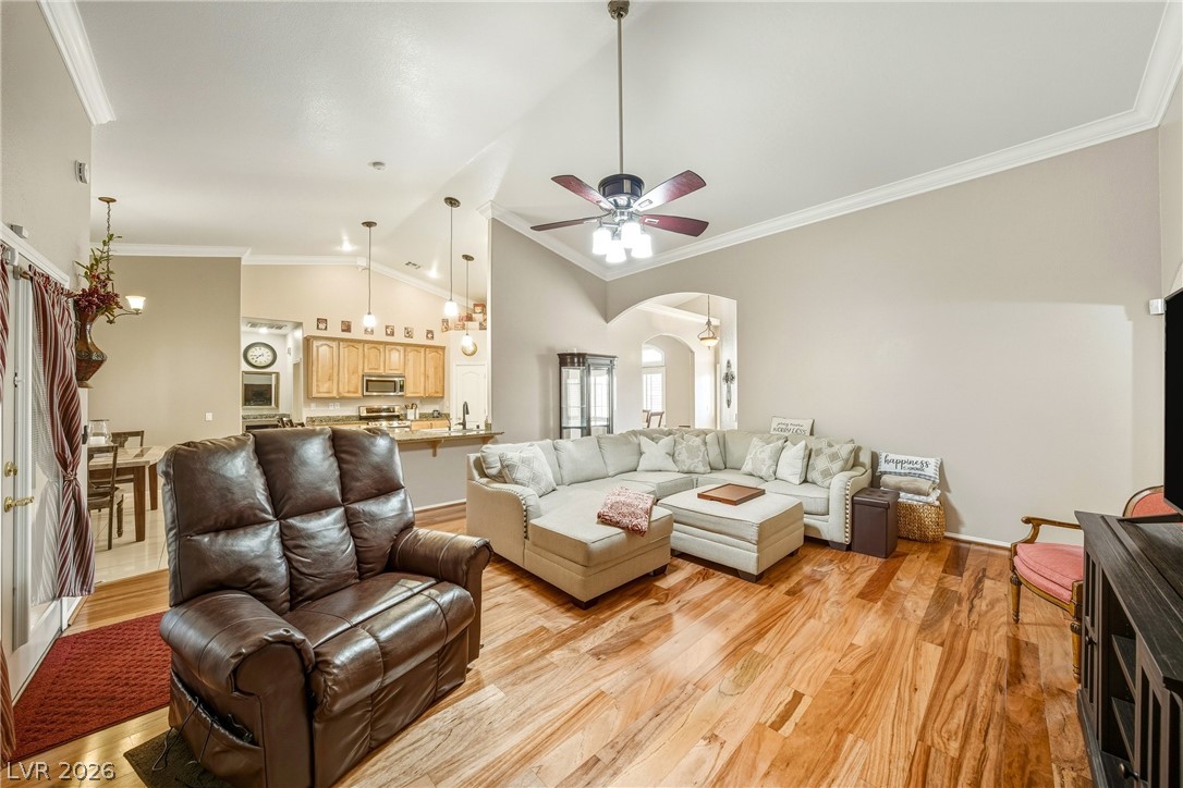 6830 Longmeadow Drive Property Photo 14