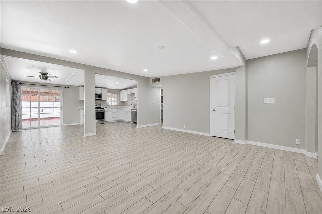 3305 Wright Avenue Property Photo 4