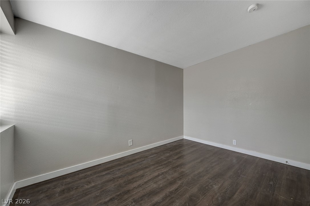 3305 Wright Avenue Property Photo 17