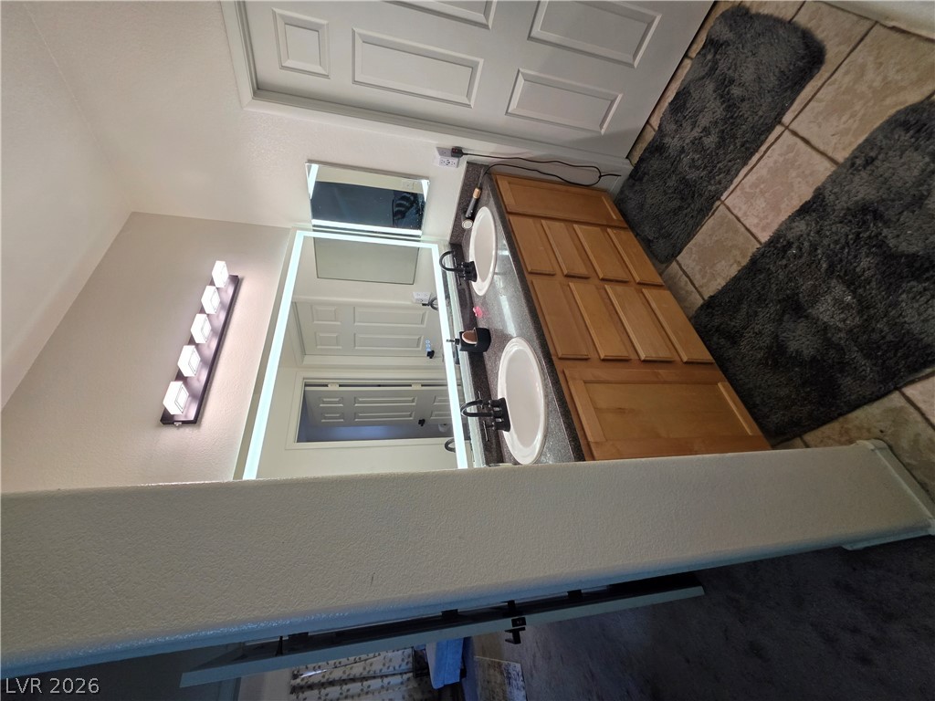 7904 Limbwood Court Property Photo 7