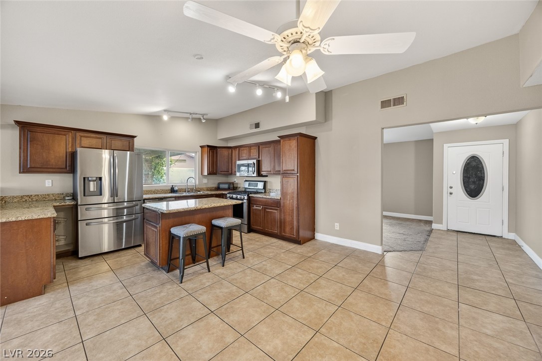 5413 Stirrup Street Property Photo 13
