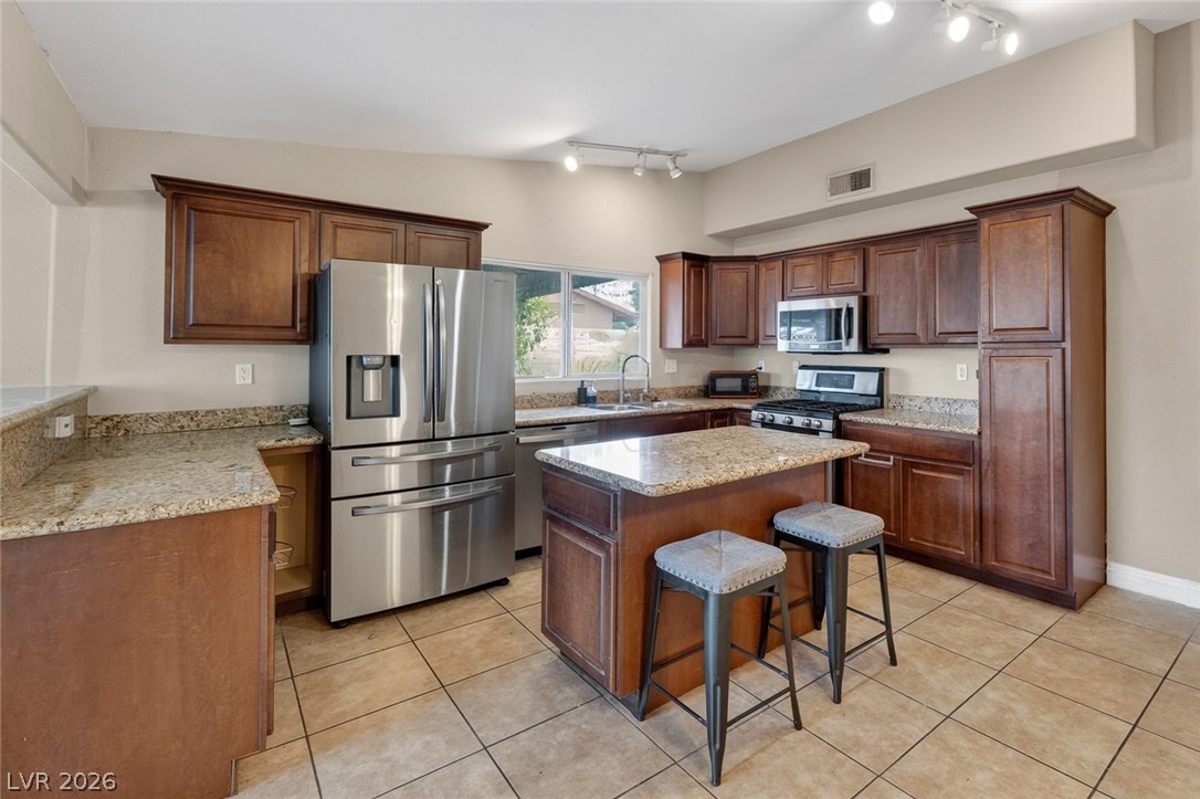 5413 Stirrup Street Property Photo 15