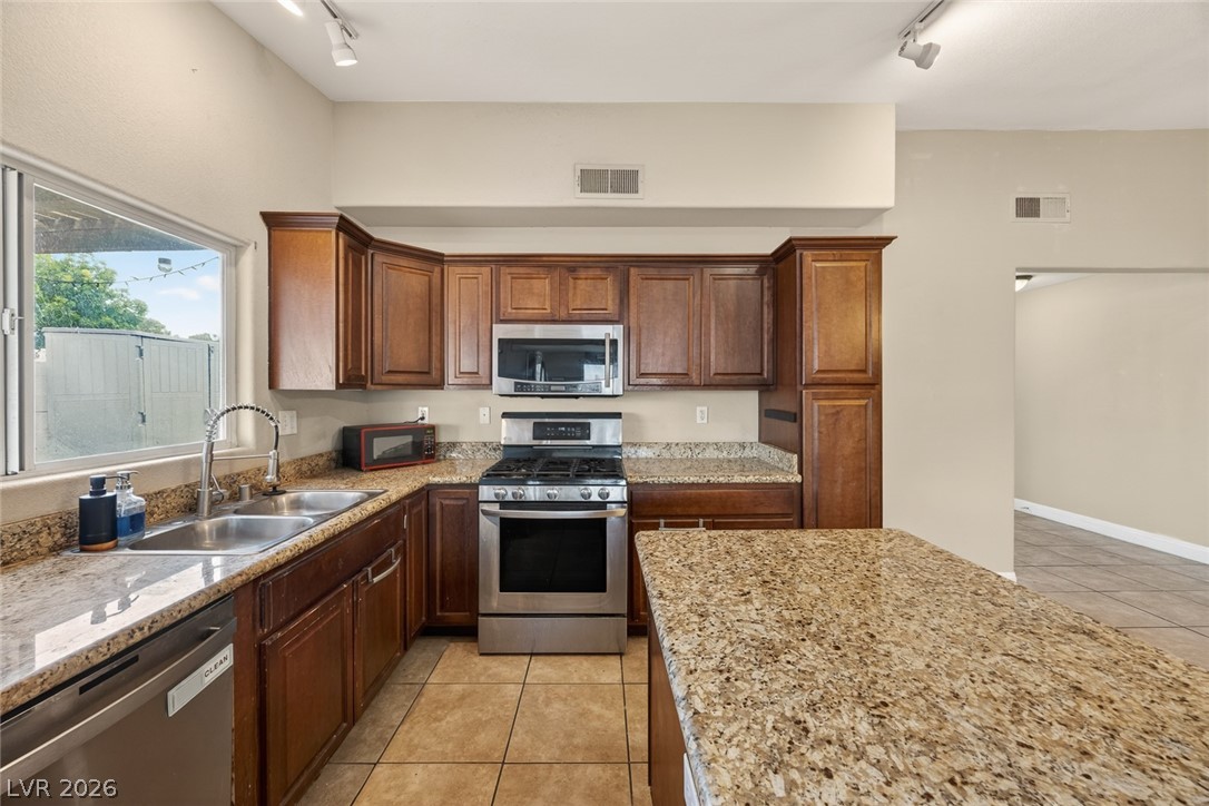 5413 Stirrup Street Property Photo 18