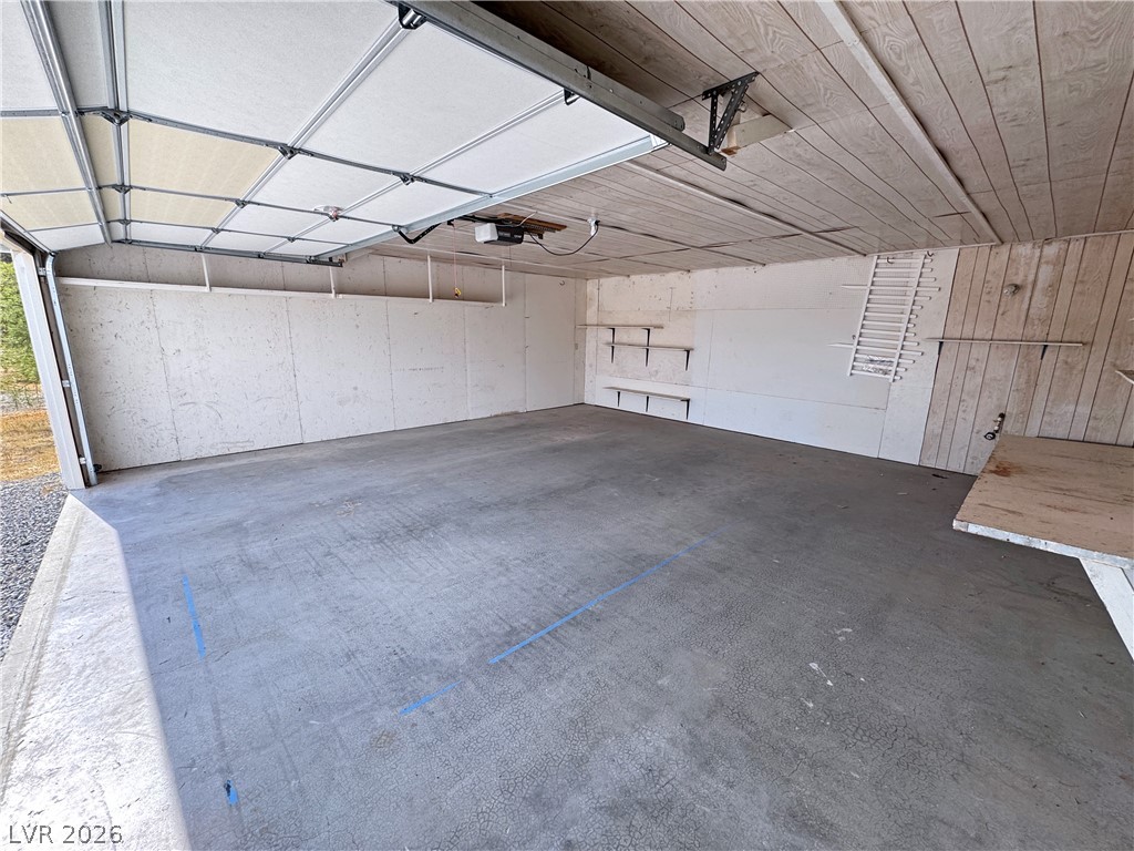 5551 Money Street Property Photo 8