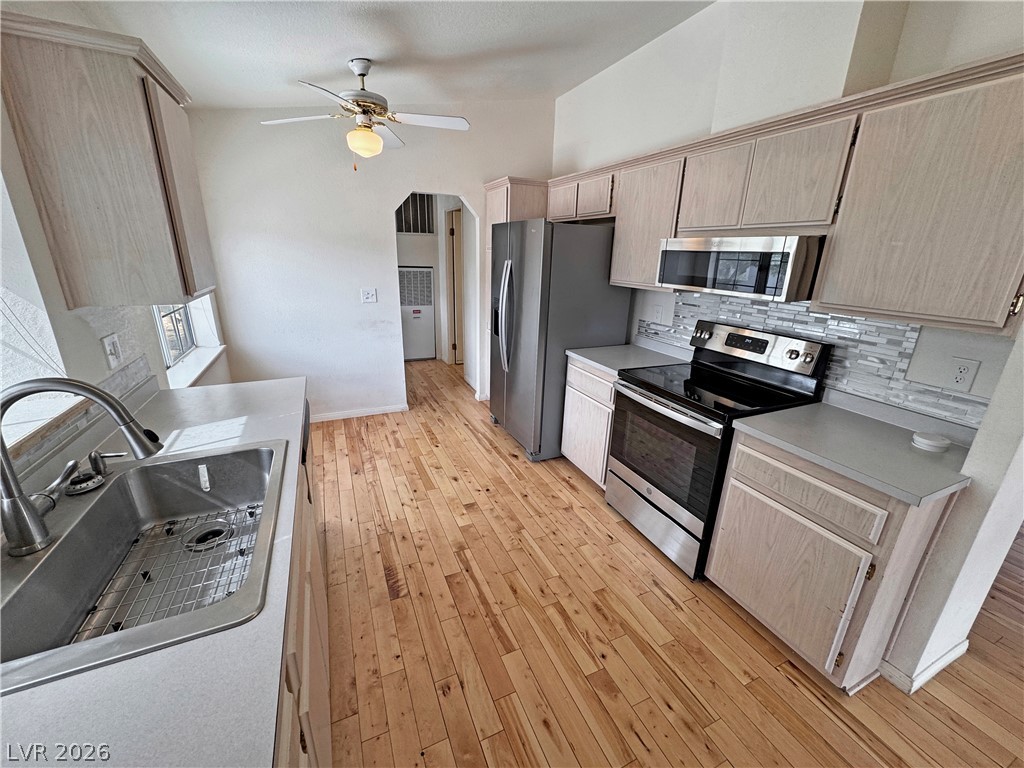 5551 Money Street Property Photo 20