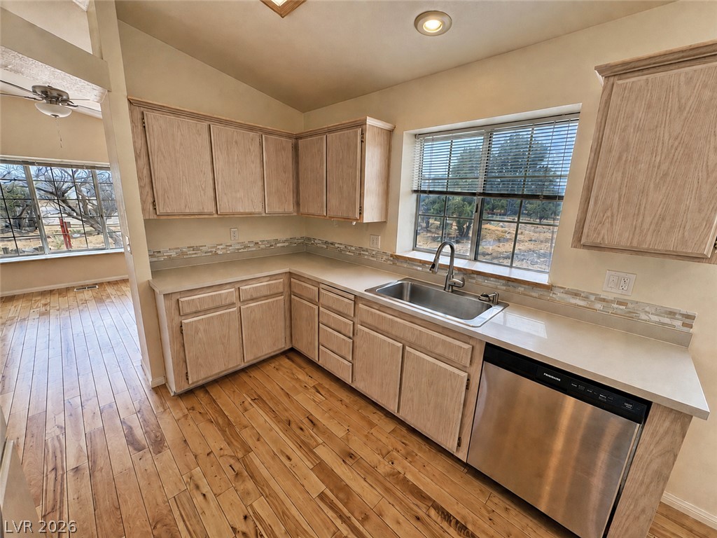 5551 Money Street Property Photo 21