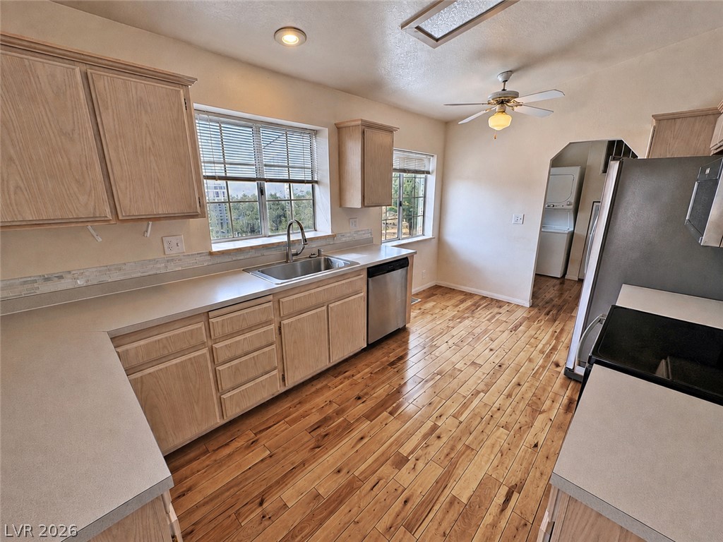 5551 Money Street Property Photo 23