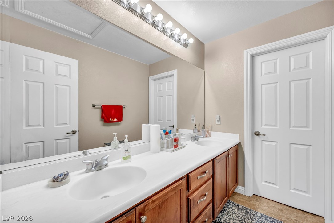 368 Misty Moonlight Street Property Photo 31