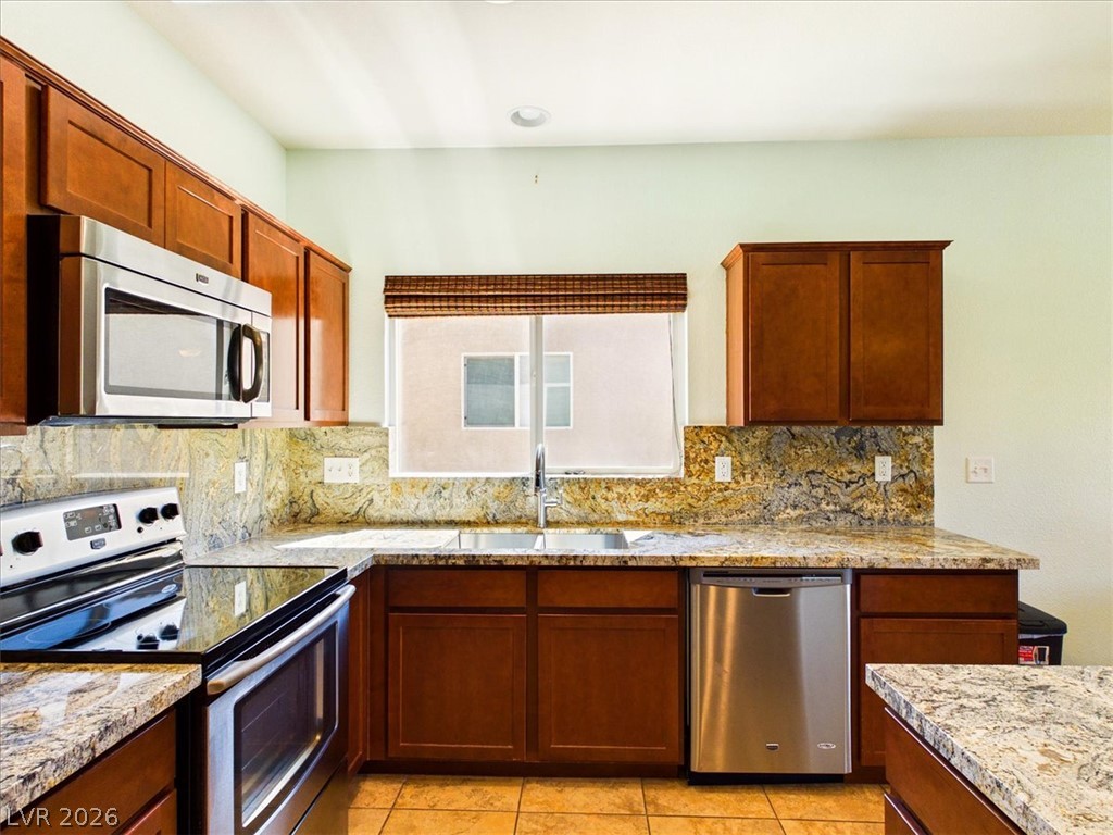 5081 East Monte Penne Way Property Photo 6