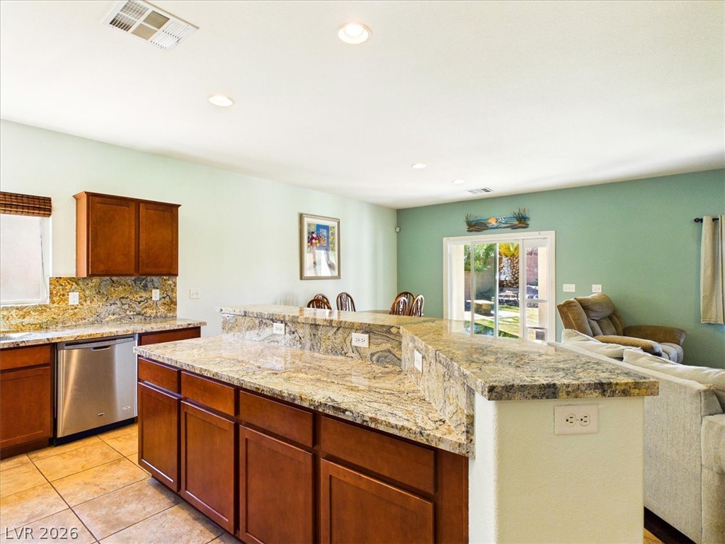 5081 East Monte Penne Way Property Photo 7
