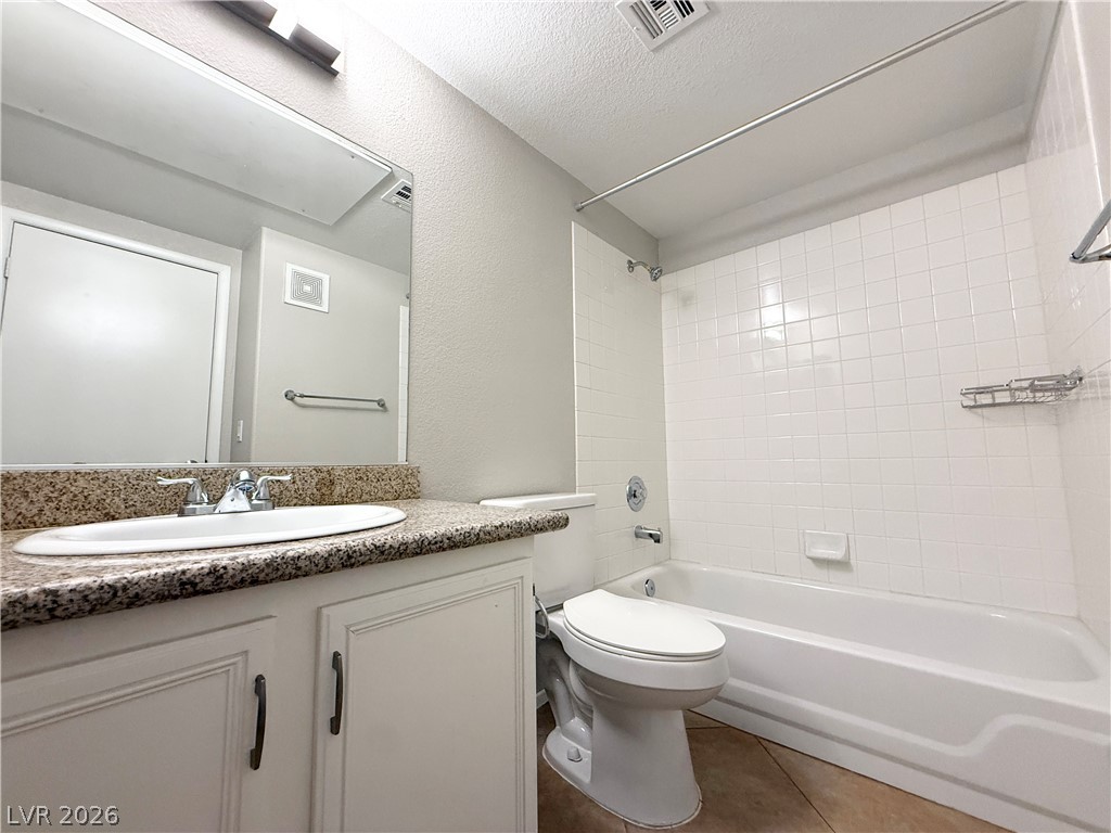 2201 Ramsgate Drive 225 Property Photo 11