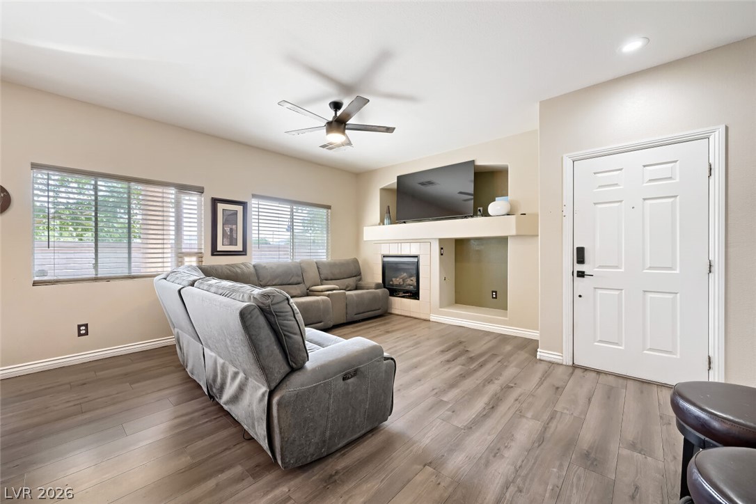 2477 April Breeze Lane Property Photo 5