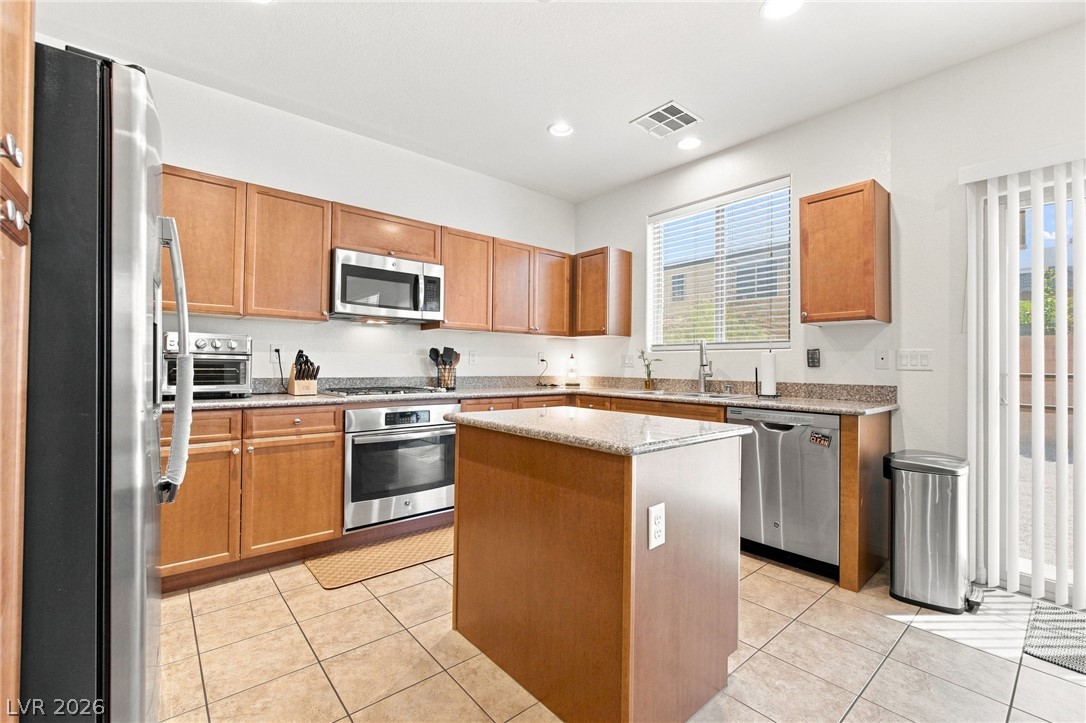 238 Shortstop Street Property Photo 7