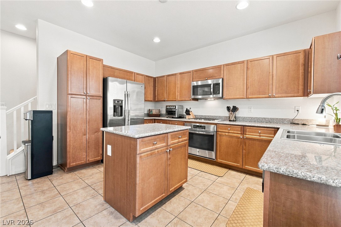 238 Shortstop Street Property Photo 8