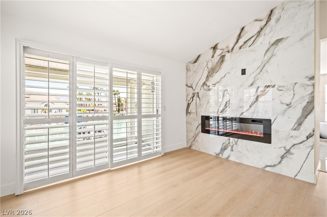 3033 Misty Harbour Drive Property Photo 28