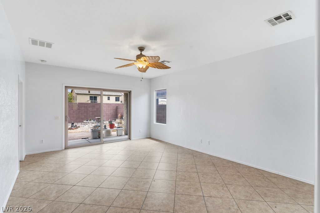 3884 Trotters Ridge Drive Property Photo 7