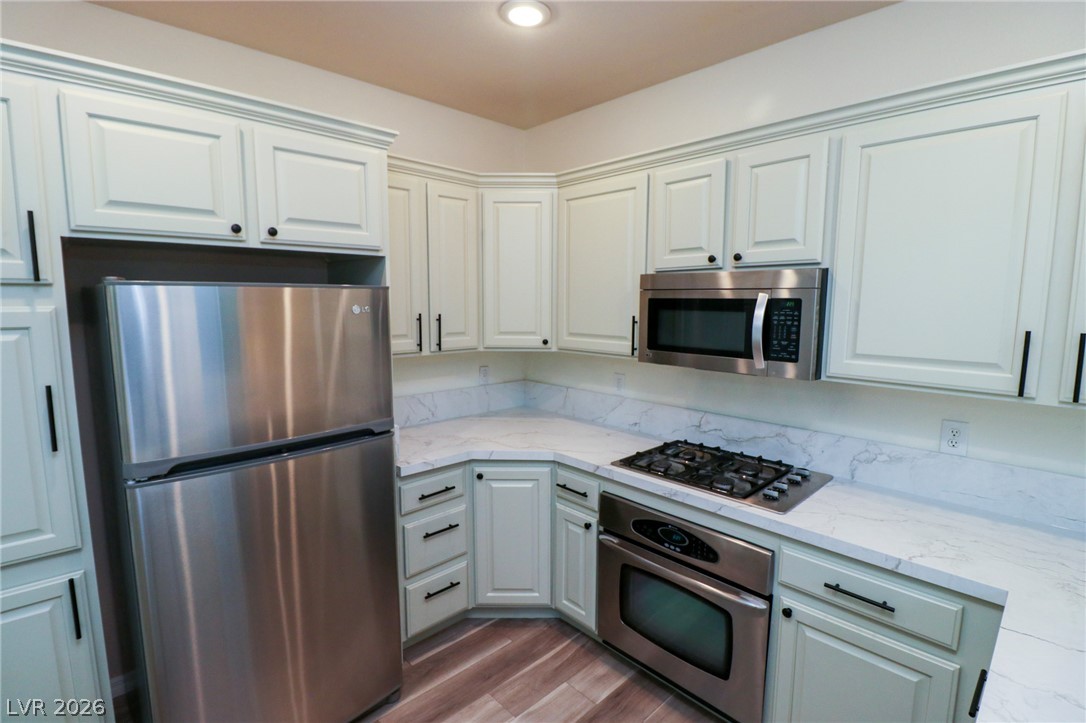 1510 Plaza Centre Drive 105 Property Photo 8